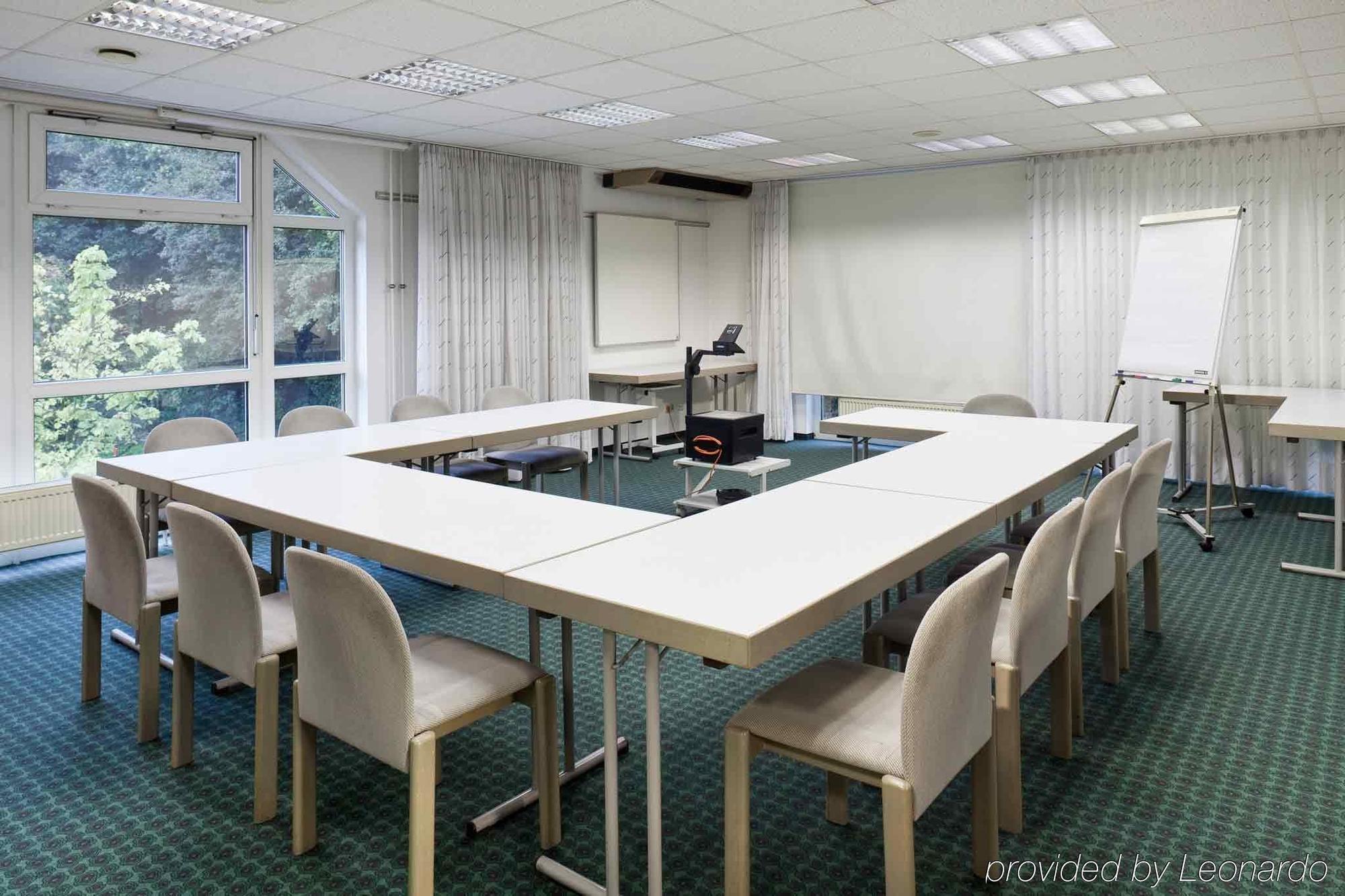 Отель Ibis Styles Duesseldorf-Нойс Экстерьер фото